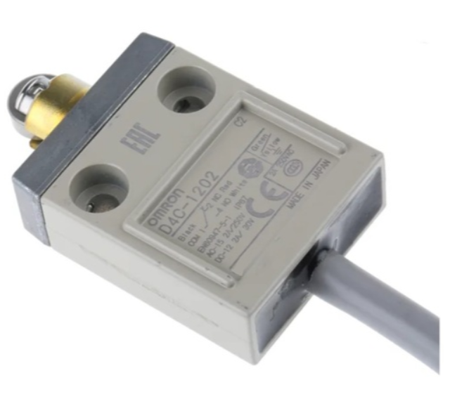 合肥栗山供应OMRON欧姆龙小型限位开关D4C-1202