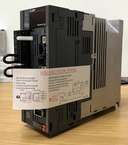 Mitsubishi三菱控制器MR-J4-350B杨：181-0560-8753